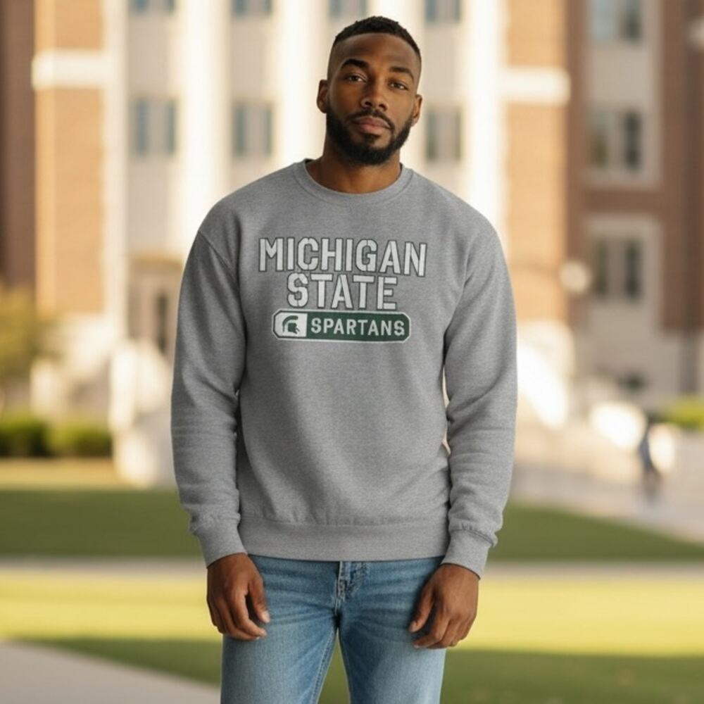 MICHIGAN STATE SPARTANS Men’s XL Gray Crew Neck Sweatshirt